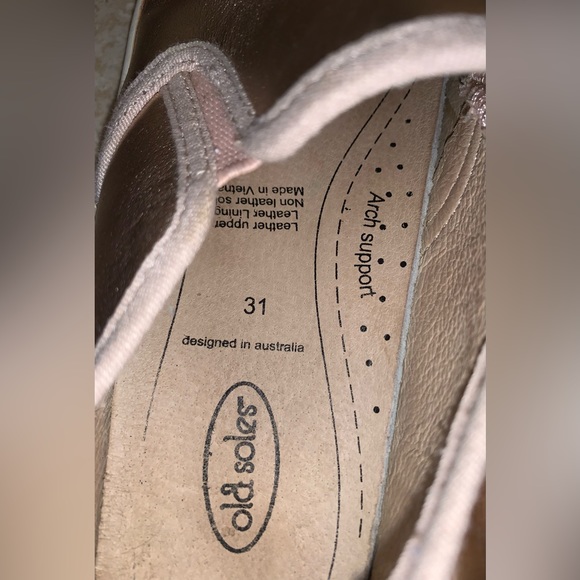 Old Soles Rose Gold slip on tennis shoes girl’s size 31 US 13.5 - Picture 3 of 15